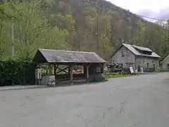 Le lavoir de Pé-de Hourat.