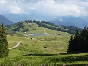 La Legette vue depuis le Chard du Beurre au nord-nord-ouest.