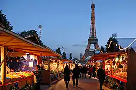 La tour Eiffel depuis les jardins du Trocadéro.