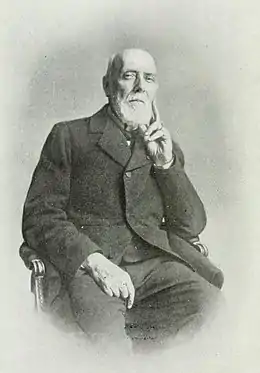 Photo en noir et blanc d'Anatole de Ségur assis.