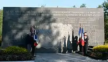 Monument lors d'une cérémonie