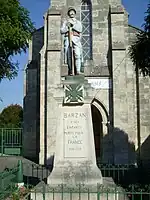 Poilu au repos (monument aux morts)