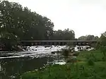 le pont submersible sur le Vidourle entre Aubais (30) et Villetelle (34) vu de l'aval