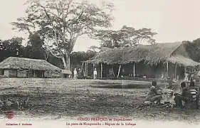 Le poste de Mongoumba, vers 1900.