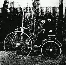Le premier quadricycle à vapeur De Dion (1883)