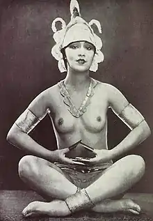 Description de l'image Lea Niako. Foto von Wilhelm Willinger, c 1927.jpg.