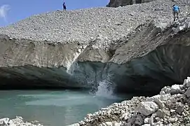 La mur de glace est en 2011.