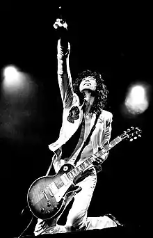 Jimmy Page live 1977 avec sa Gibson Les Paul