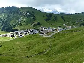 Vue aérienne de la station.