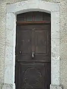 Porte baronniarde des Omergues