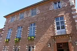 Hôtel de Lestang, façade sur jardin.