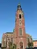 La tour et l'église Saint-Pierre