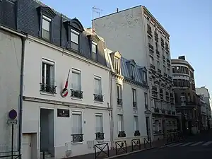 Maison d'un étage plus combles, rue Chaptal.