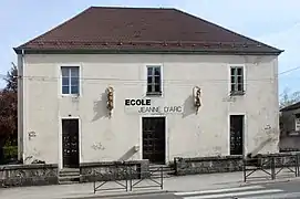 Ecole Jeanne-d'Arc.