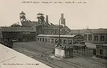 Carte postale ancienne montrant les installations de la fosse n° 1 - 1 bis - 1 ter des mines de Liévin à Liévin, sans le puits n° 1 ter.