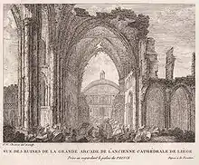 Ruines de la cathédrale Saint-Lambert. Transept nord, au fonds la nouvelle façade du Palais des Princes-évêques.