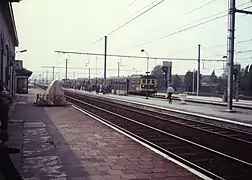 Train en gare (1981).