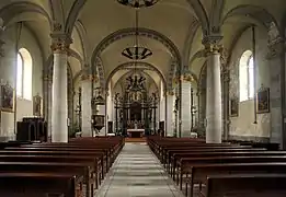 Intérieur de l'église.