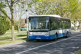 Un bus de la ligne 52 du réseau de bus de Sénart.