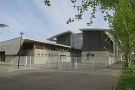 Le collège de la Pyramide.