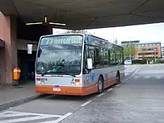 Van Hool A308 sur la ligne 77.