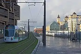 Une rame près du canal de l'Ourcq.