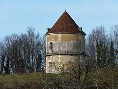 Le pigeonnier.