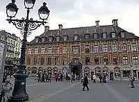 Lille, la Vieille Bourse place du théâtre (PA00107639)