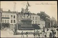 Statue et place Jeanne d'Arc