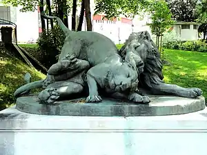 Adolphe-Victor Geoffroy-Dechaume, Lion et lionne, Aix-les-Bains, parc floral des Thermes.