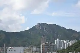 Vue de la roche du Lion dominant Kowloon.