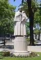 Statue par Salvador Barata Feyo, avenue de la Liberté à Lisbonne.