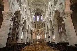 Cathédrale de Lisieux (vers 1223).