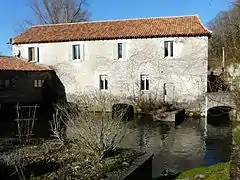 Le moulin de Jansou sur la Dronne.