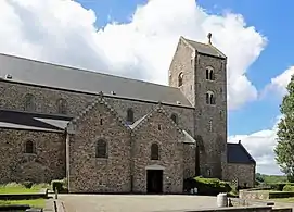 Le clocher XIe siècle.