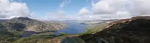 Loch Katrine vu depuis le sommet de la colline Ben A'an Alt 454M