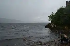 Vue depuis la sortie du château Urquhart sur le loch Ness.