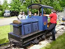 Photo d'une locomotive de petite taille.