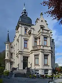 Château Goffart à la chaussée de Châtelet. Un exemple de château d'industriel du pays de Charleroi.