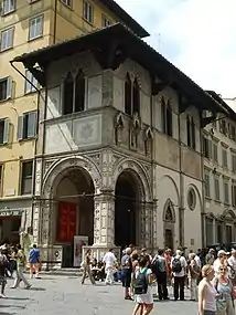 Loggia del Bigallo, sur la piazza San Giovanni voisine