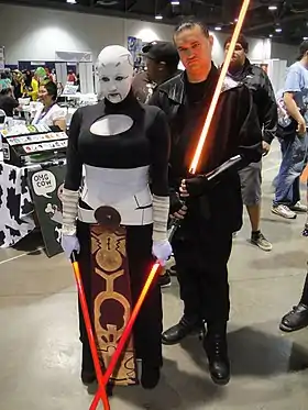 Cosplay d'Asajj Ventress dans la série Star Wars: The Clone Wars.