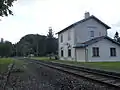 L'ancienne gare.Le Bâtiment voyageurs côté voie unique.