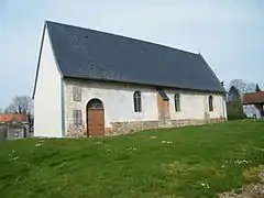 L'église de Longvillers, dépourvue de clocher.