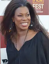 Lorraine Toussaint interprète Joanna Reece