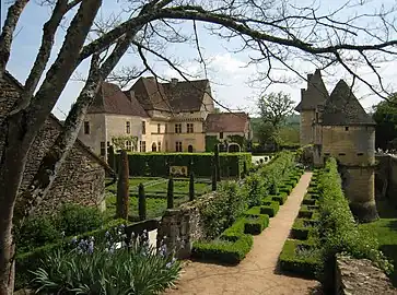 Les jardins du château de Losse.