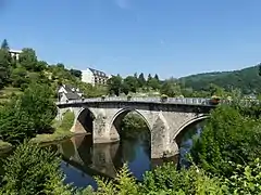 Le pont Notre-Dame sur le Lot.