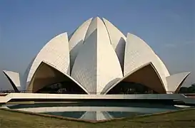 Le Temple du Lotus à Delhi, est une œuvre contemporaine emblématique de la ville.