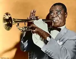 Louis Armstrong, considéré comme l'un des musiciens de jazz les plus influents.