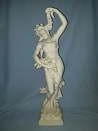 D'après Louis Auguste Moreau et François Moreau, Le Printemps (vers 1890-1900), biscuit de Sèvres, localisation inconnue.