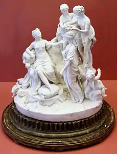 Vénus faisant couronner la beauté, porcelaine de Sèvres, fin XVIIIe siècle.